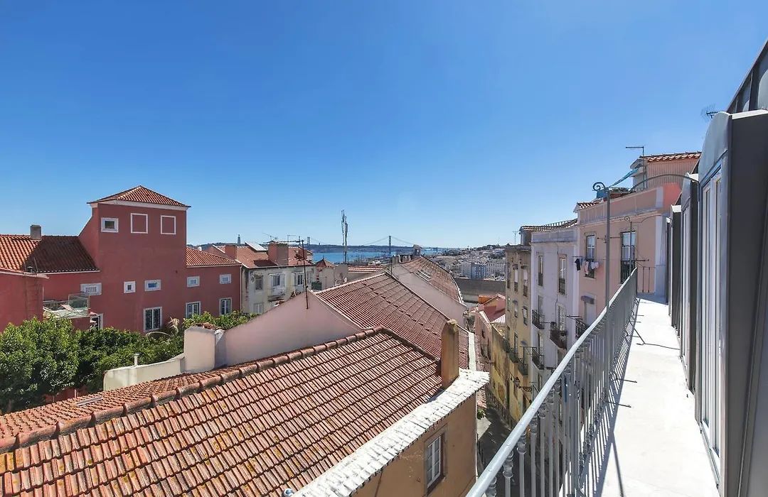 Lovelystay - Luxury Oasis In Bairro Alto-1
